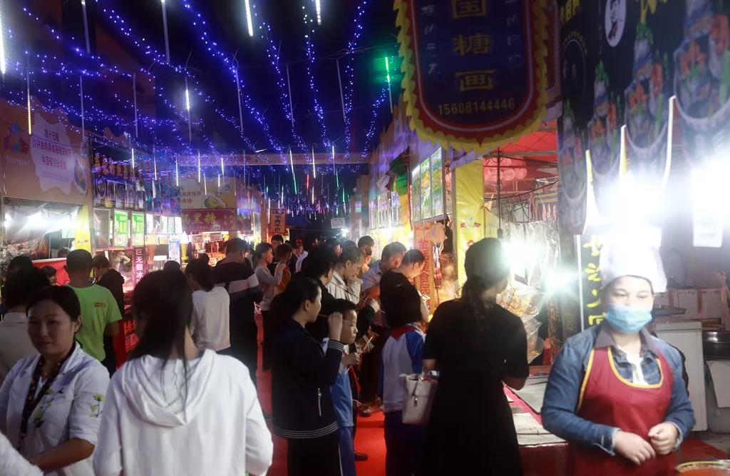 總理，夜市經(jīng)濟，我們安排上了！